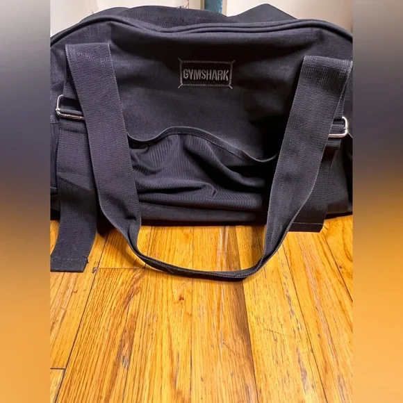 Gymshark Lifestyle/Duffle Gym Bag w/ Shoe Compartment - Picture 6 of 11